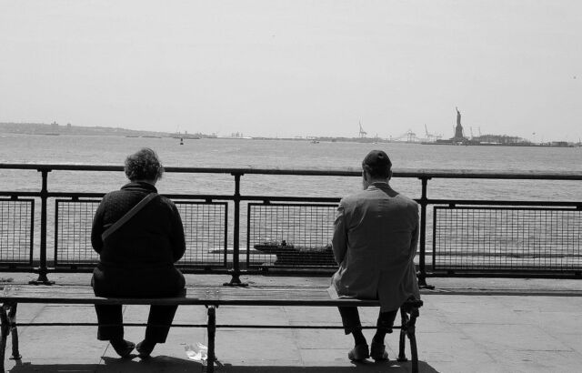 Einer der schönsten Plätze mit Blick auf die #freiheitsstatue 😍

#schwarzweissfotografie #fotografie #people #peoplephotography #newyork #münchen #unterschleissheim #munichprimeshot #portrait #hudsonriver #menschen #architektur #blackandwhite #manhattan #waterfront #nycphotographer #nycprimeshot #portraitphotography #architekturfotografie #pixelphotopia2023 #canon #canonphotography #canonusa #canondeutschland #photography #fotografin #fotografinmünchen #fotografieren @munichprimeshot